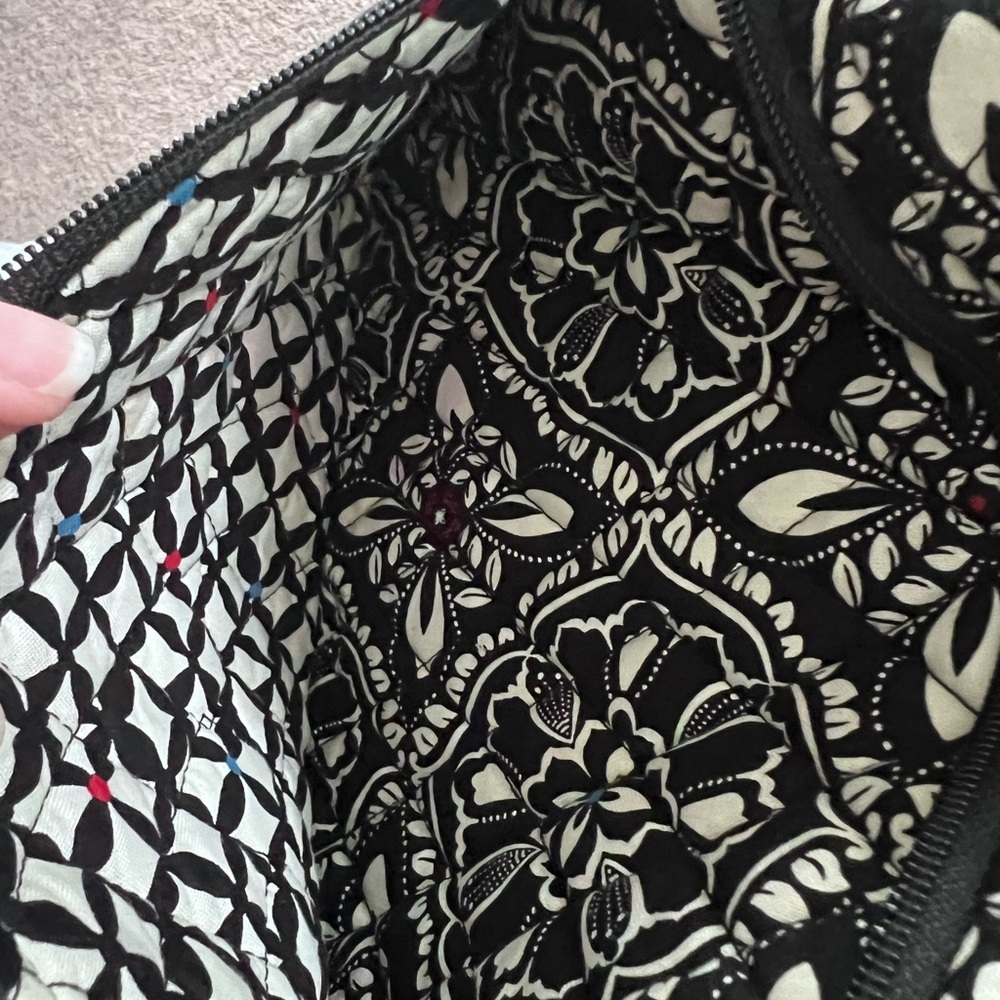 Vintage Vera Bradley Barcelona Black and Multicolor Crossbody Bag - Picture 3 of 6
